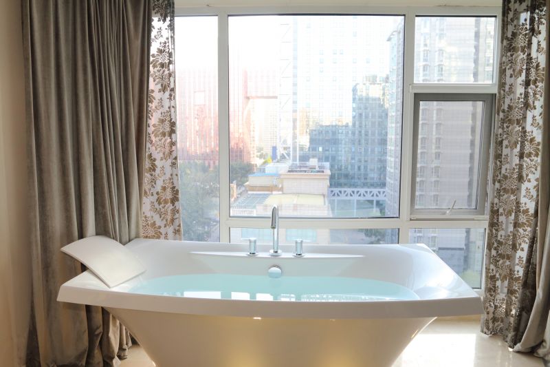 Luxury Bathtub Designs